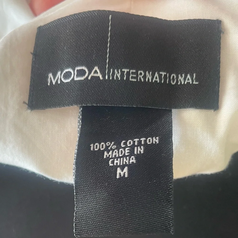 Moda | Maxi puff hem milkmaid bodice corset back dress. Size Medium. 100% cotton - Picture 6 of 8